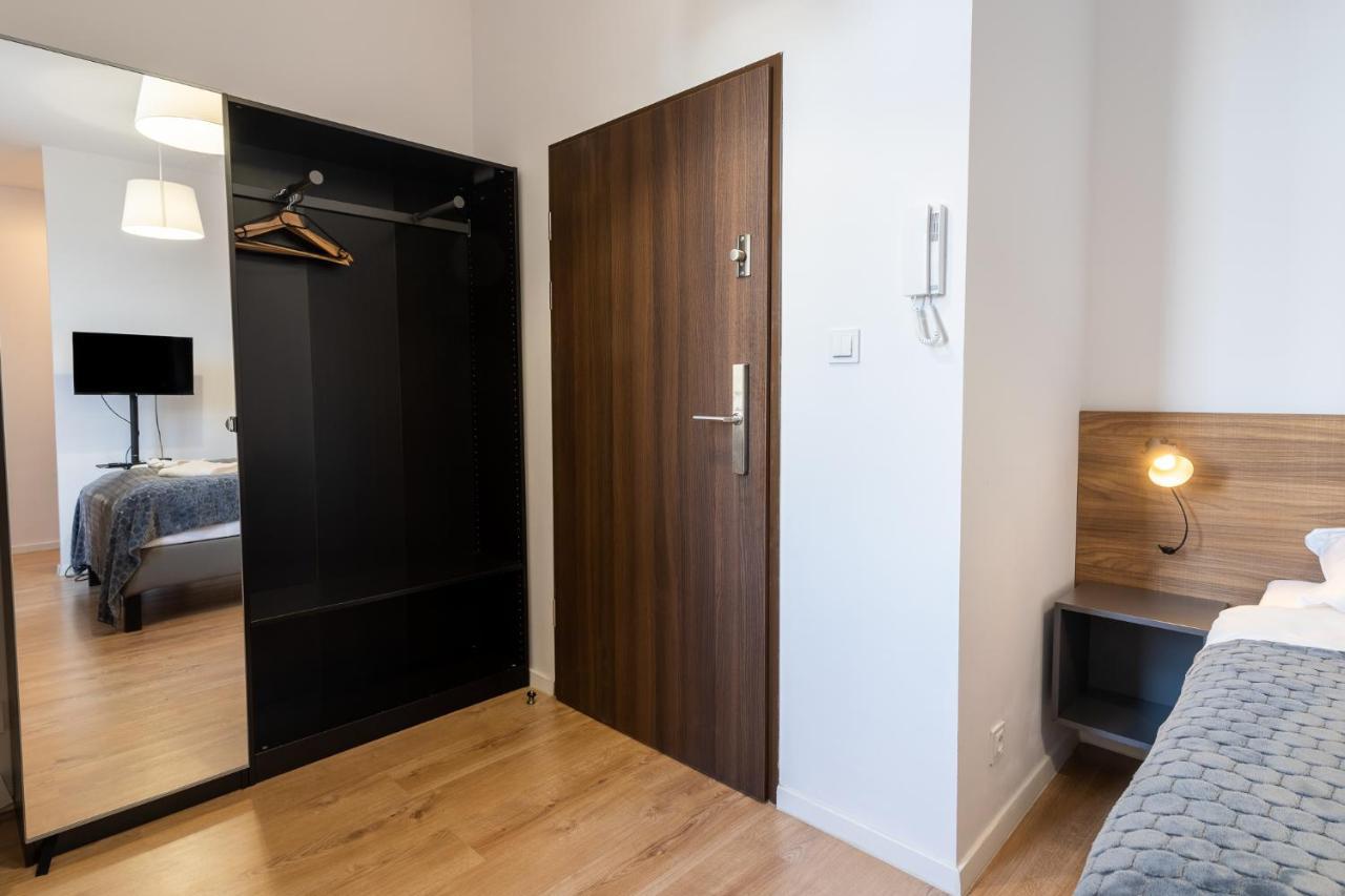 Elegant Very Berry Studios In Poznan Center By Noclegi Renters Dış mekan fotoğraf