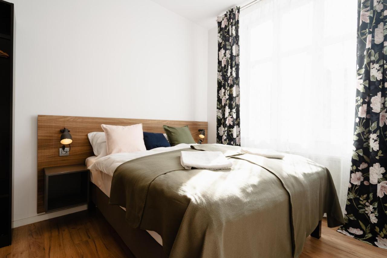 Elegant Very Berry Studios In Poznan Center By Noclegi Renters Dış mekan fotoğraf